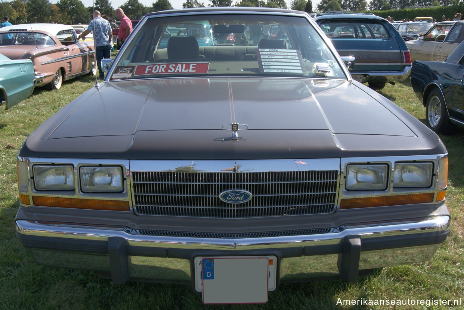 Ford LTD Crown Victoria uit 1988